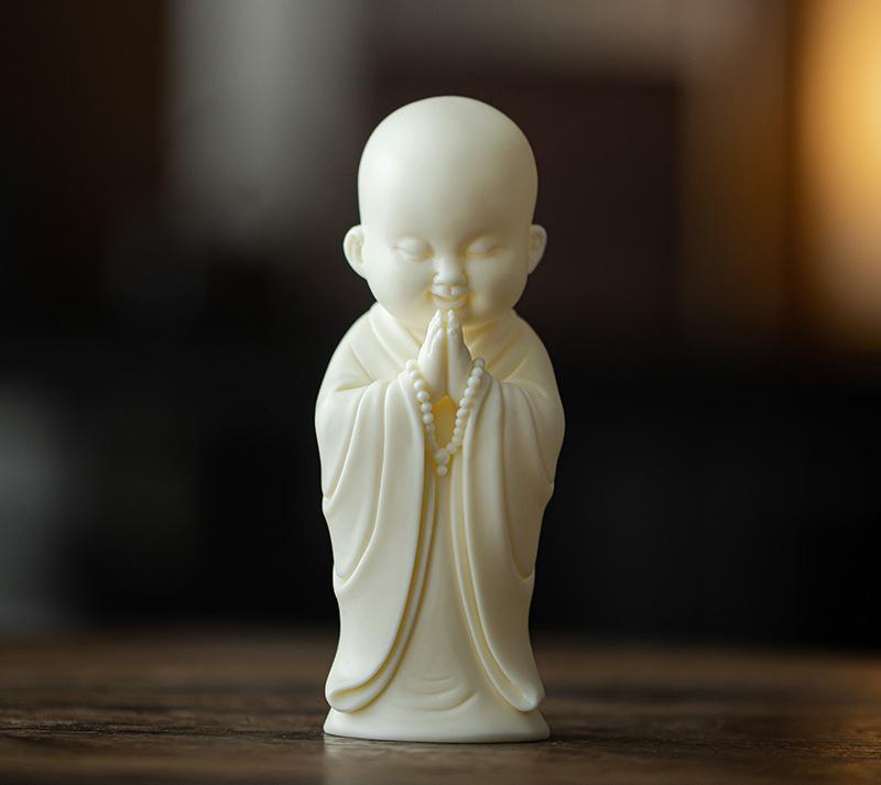 

Керамический маленький монах Декоративные статуэтки Китайские Оригинальные украшения Роскошный Дом, гостиная, офис, аксессуары для украшения автомобиля