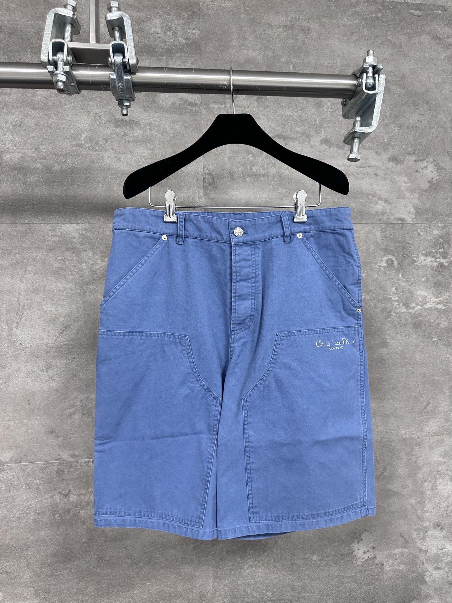 

Унисекс джинсовые шорты с вышивкой и буквенным узором Medium синий