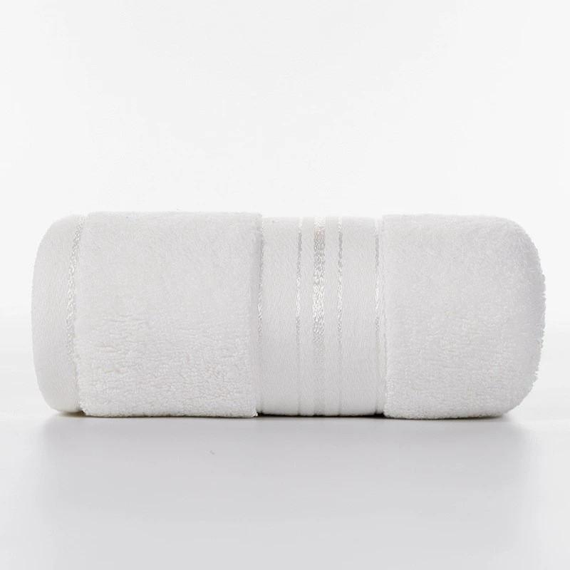 Luxury Cotton Hotel-Quality Towel: Thick, Lint-Free, Absorbent Bath Towel for Men & Women