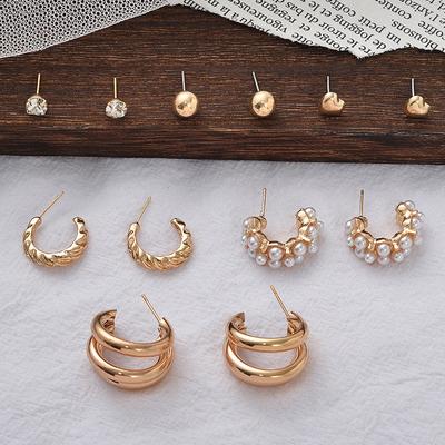 Hot Sale Vintage Gold Geometric Ladies Earrings Set Pearl Diamond Earrings Earrings Pair