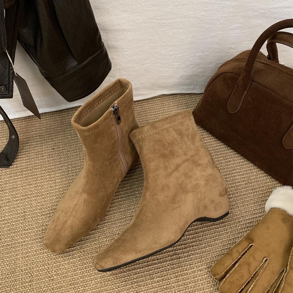 Short boots female inner height increase fairy Chelsea boots new small thin boots fashion Martin boots British style