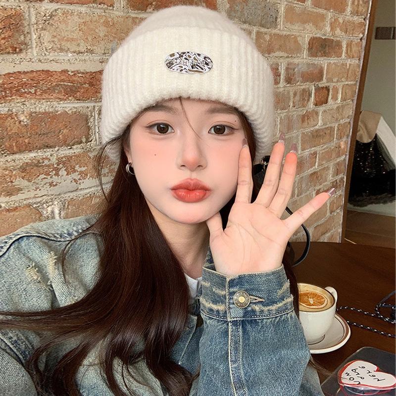 Big Head Circumference Thick Wool Hat Women's Autumn and Winter Loose Warm Cold Hat Ear Protection Show Face Small Beige Knitted Hat