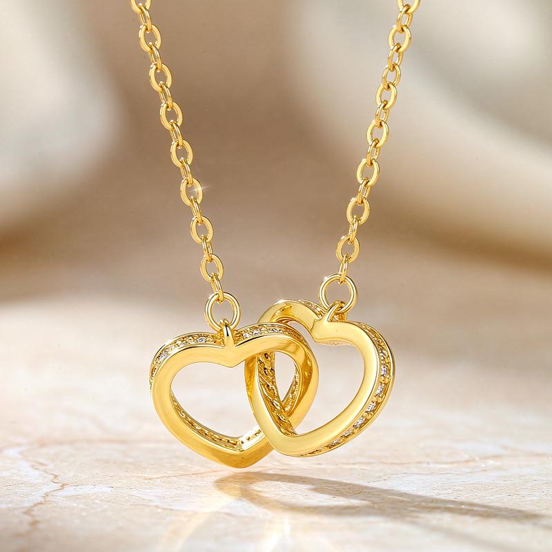 Collana a Doppio Cuore in Oro 18K con Zirconia e Diamanti