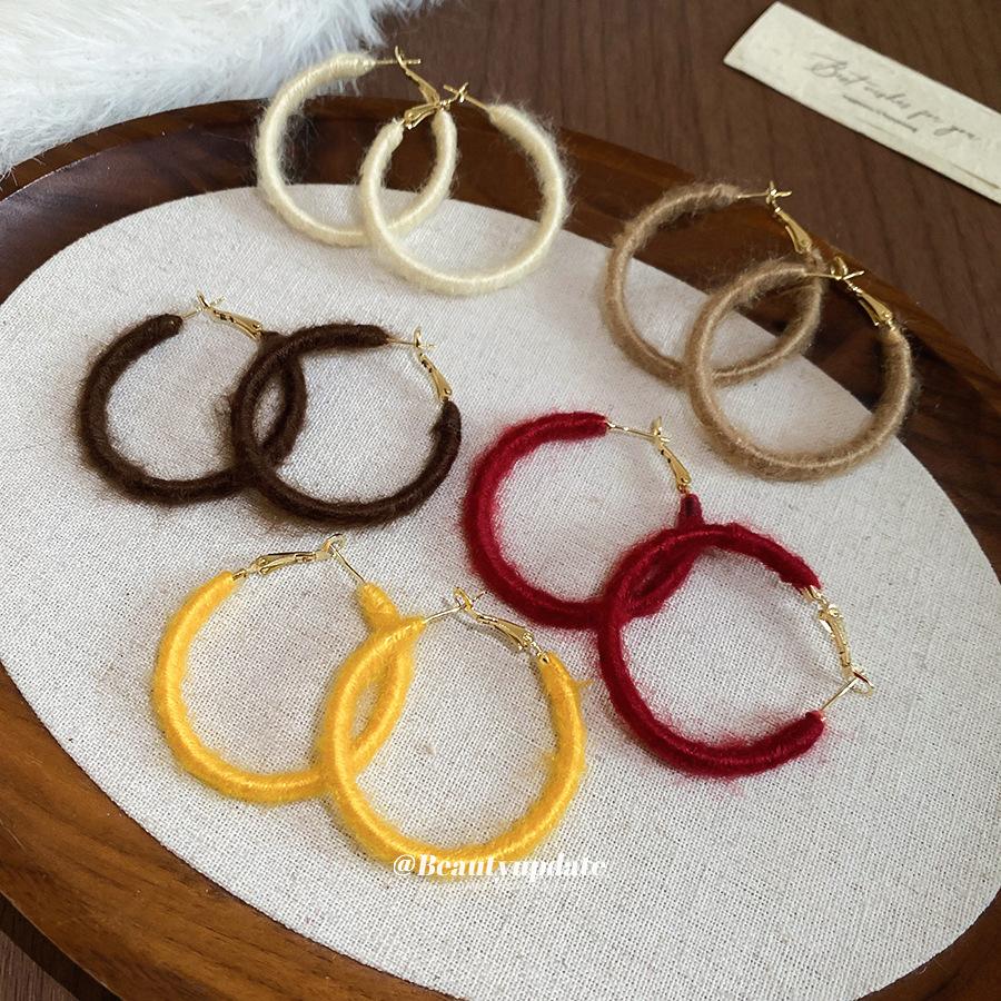 2025 new flocking round earrings autumn and winter simple temperament earrings daily commuting versatile earrings