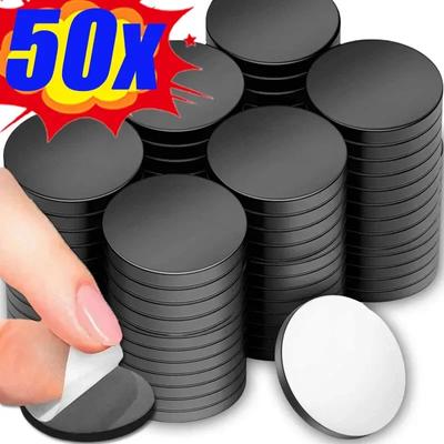 50 st Magnetiska Runda Självhäftande Skivmagneter Runda Gummi Mjuka Magnetark 20X2mm för Kylskåp Kontor DIY-projekt