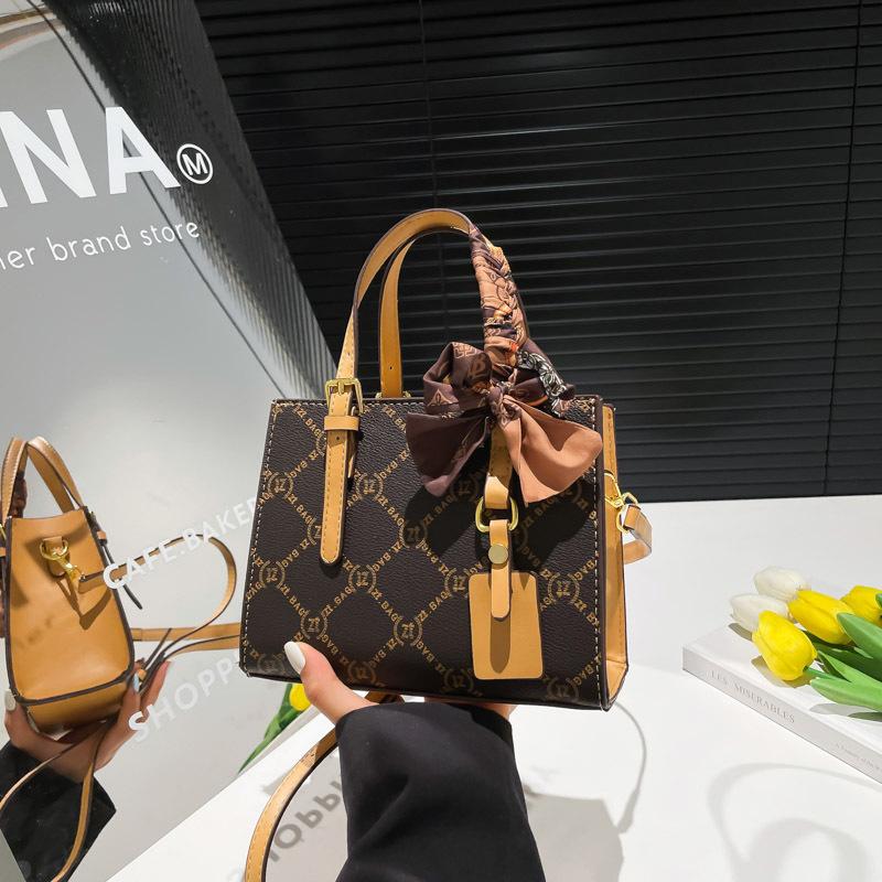 Premium small bag women's 2025 new summer versatile messenger bag bucket bag