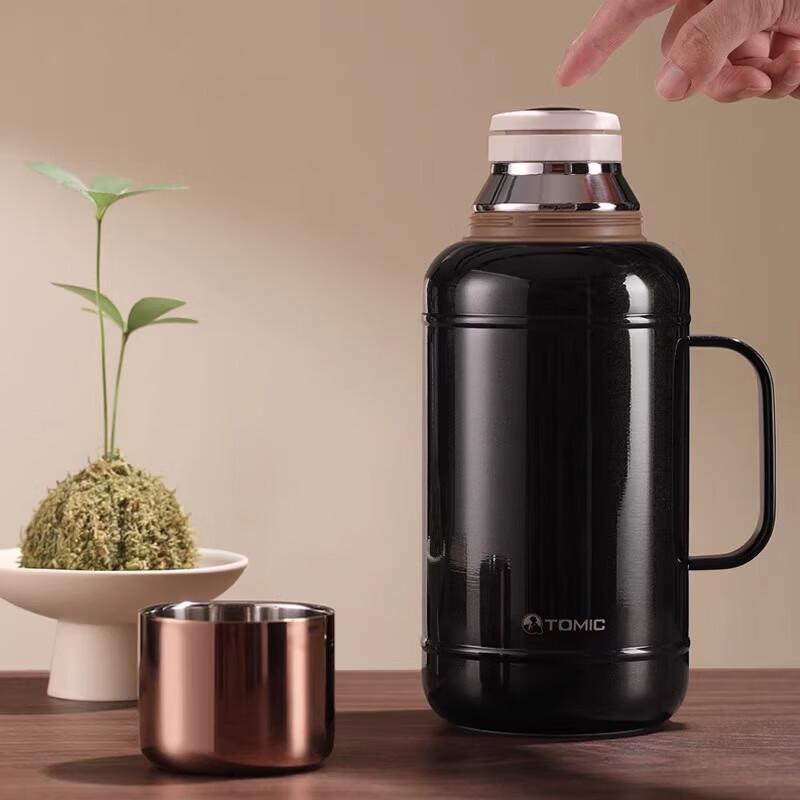 Temec Large Capacity Insulated Tea & Outdoor Flask