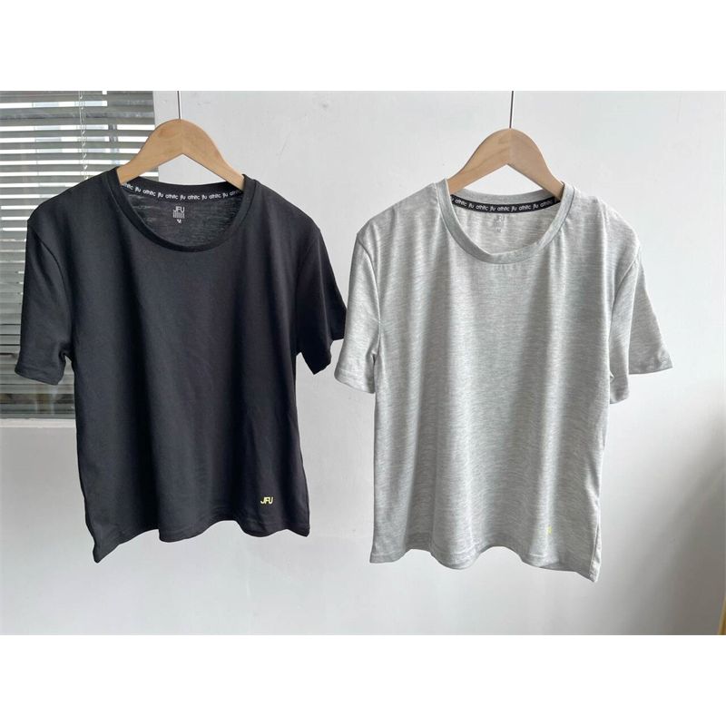 

Слегка Дефектный Однотонный Пуловер с Круглым Вырезом Минималистичная Мода Свободная и Стройнящая Базовая Футболка Клетчатая Удобная Легче Всего Сочетать Топы C4 Black S