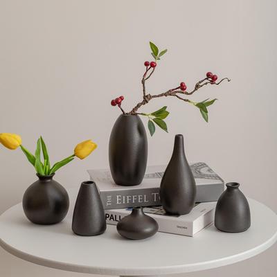 Vază Neagră Modernă Minimalistă din Ceramică pentru Decor Acasă - Mică Vază pentru Flori Uscate pentru Sufragerie