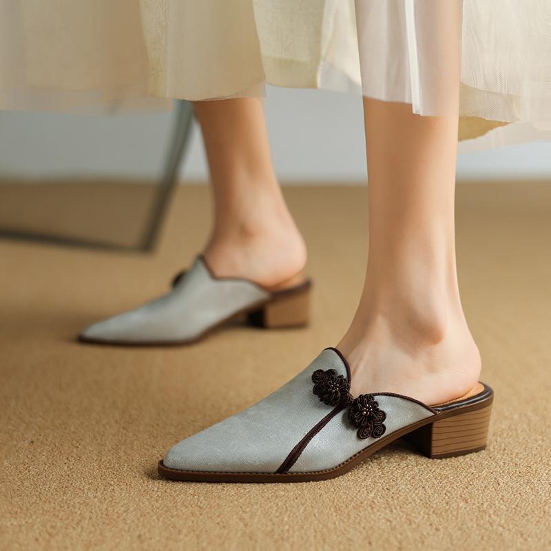 Fashion Women's New Spring/Summer Pointed Silk Cowhide Leather Embroidered Middle Heel Large Headed Muller Slippers