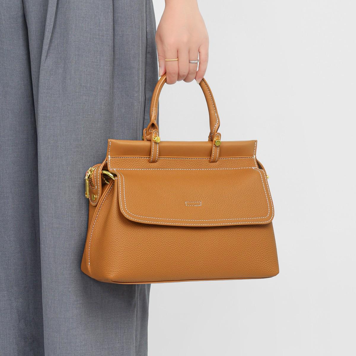 

Large Capacity Women s Bag, Women s Autumn and Winter Retro New Item, Versatile Leather Shoulder Crossbody Bag, Work Commuting Tote Bag золотисто-коричневый