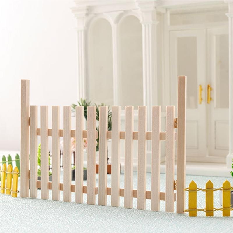 Natural Wood Dollhouses Garden Barrier Doors Safe for Children in 1/12 Scale Mini Ornament