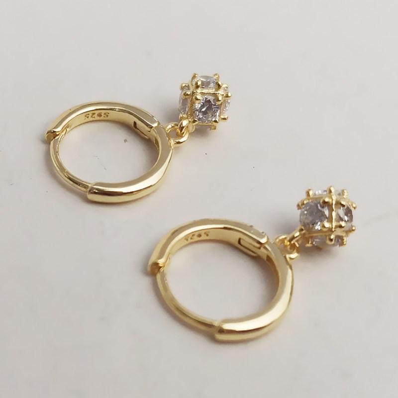 S925 Silver Zircon Diamond Earrings: Simple, Elegant, All-Match Ear Jewelry