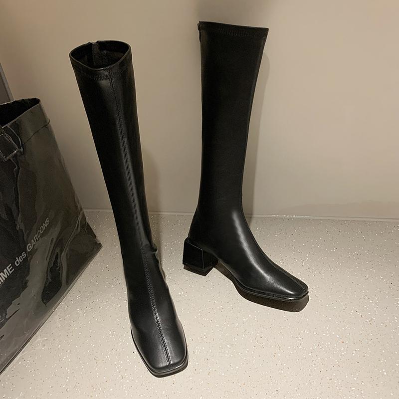 

New autumn and winter fashion, versatile high-top boots comfortable and stylish shoes long boots, popular among influencers. 42