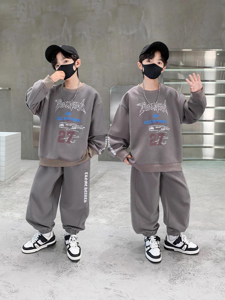 Klučičí sportovní podzimní dvoudílná souprava 2025 - Cool styl pro velké kluky