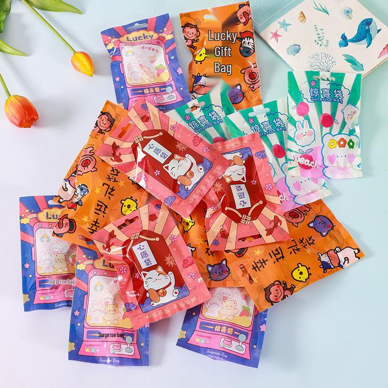 Kinder Überraschungs Blind Bag: Beliebte Kindergarten Spielzeug & Schreibwaren Geschenkbox