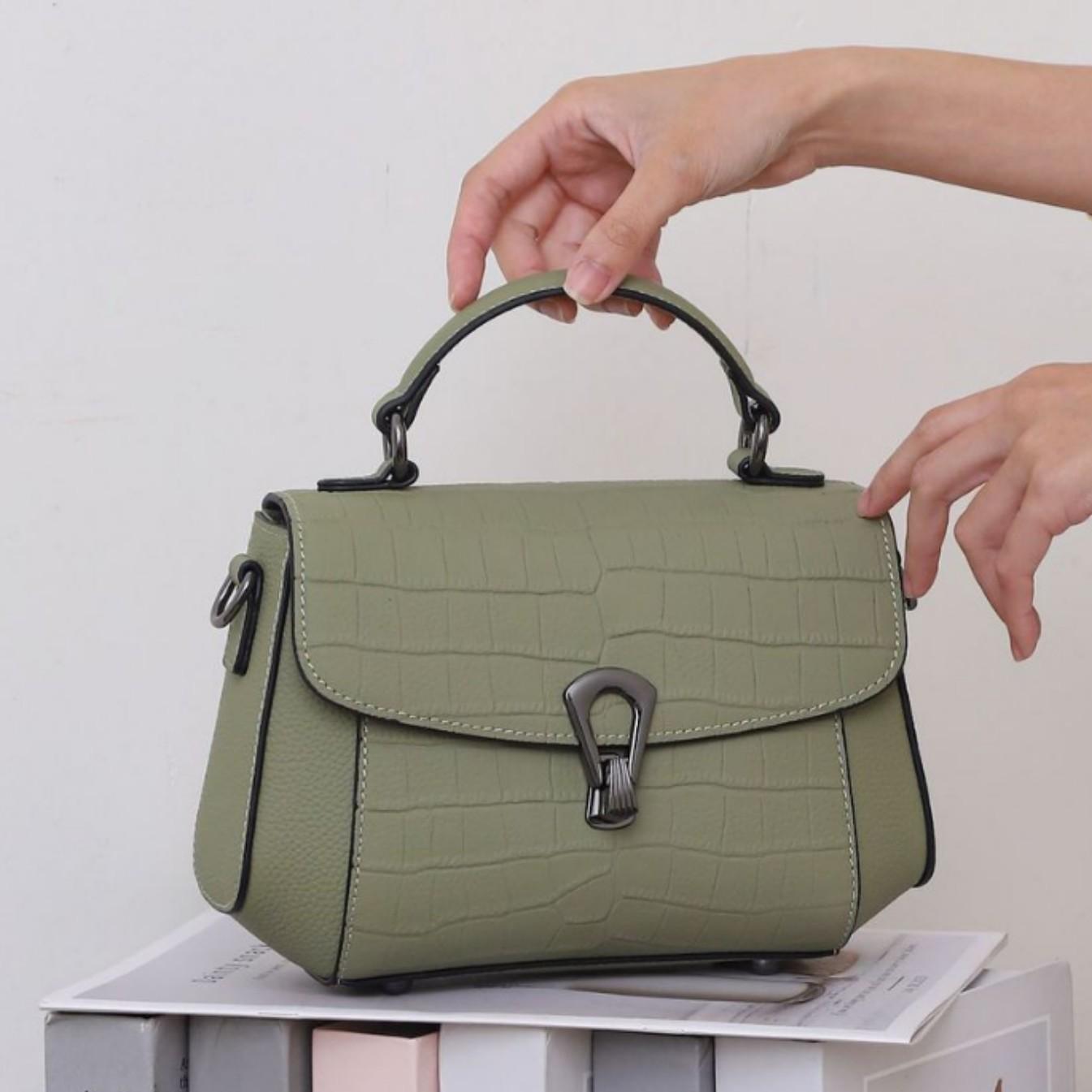 

One Shoulder Crossbody Women s Bag Large Capacity Fashion Bag чорний