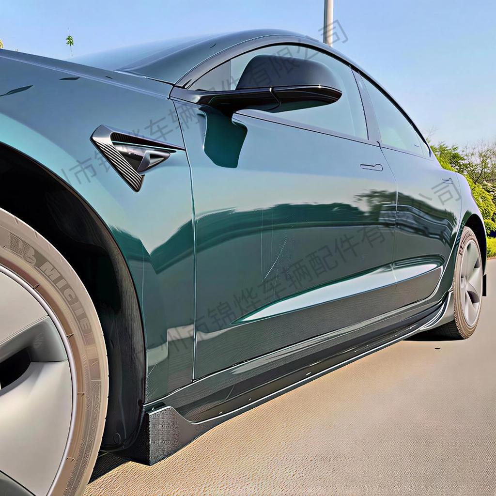 Tesla Model 3 Side Skirts: Four-Section Matte or Glossy Black Carbon Fiber Spoilers