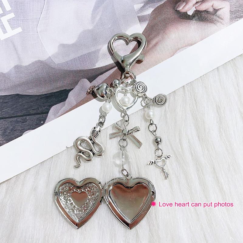 Y2K Punk Heart Snake Bow Pendant Keychain Personality Sweet Cool Beaded Keyring  Bag Charms Key Holder Gifts