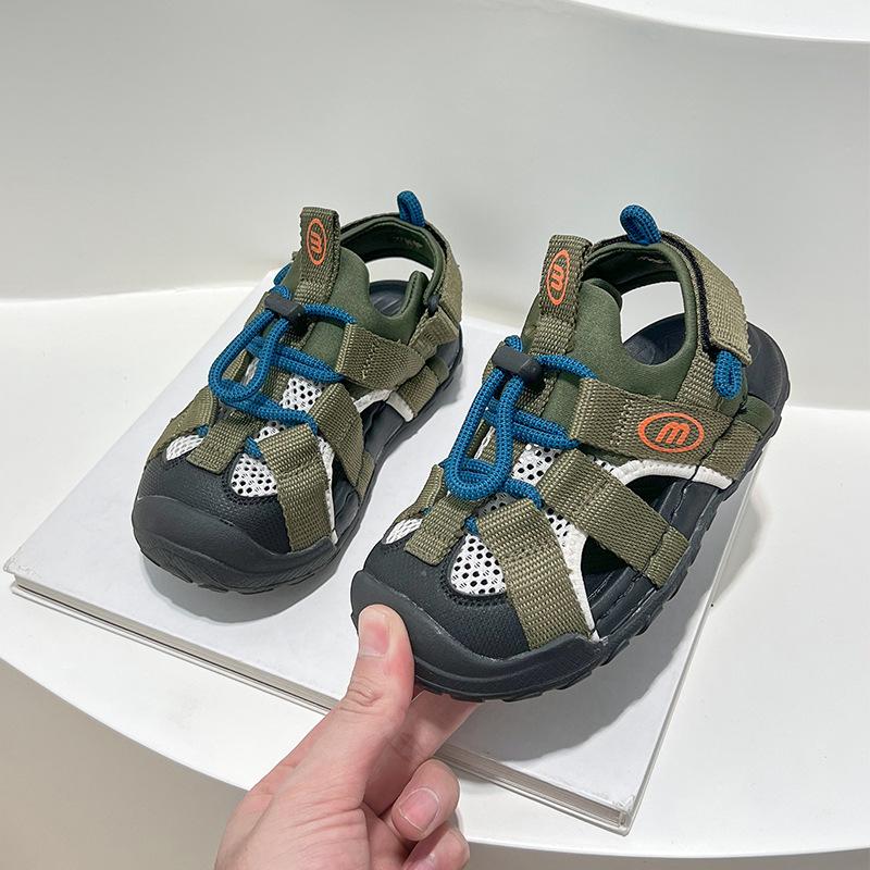 

Boys sandals 2025 summer new children s outdoor creek shoes soft sole non-slip girls baotou beach wading shoes 23-25 yards one hand shot 3 pairs