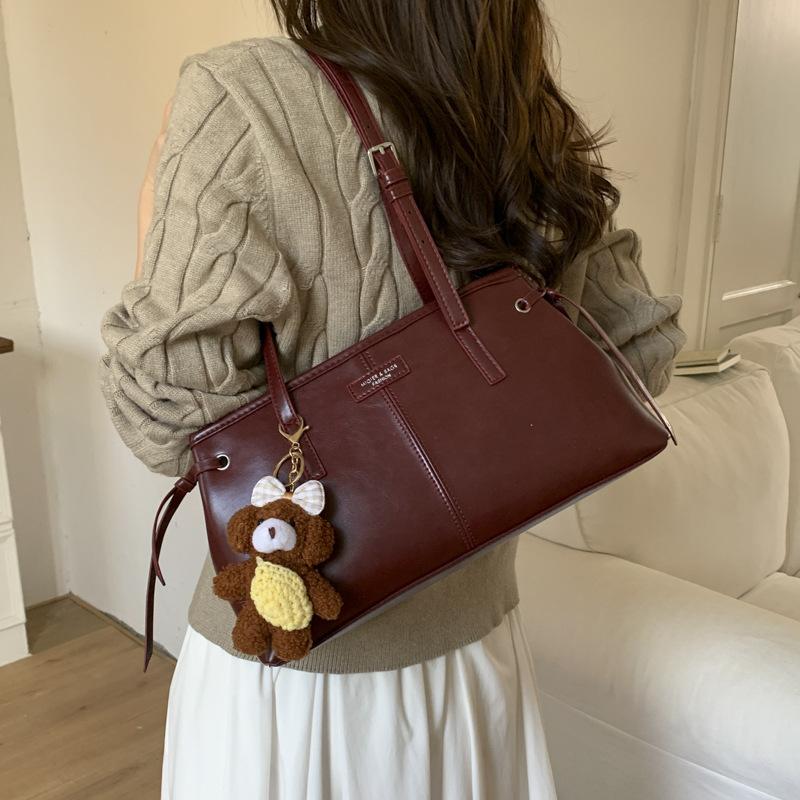 2025 Autumn and Winter Handbag Women's Japan and South Korea New Fashion Women's Bag Versatile Commuter Shoulder Underarm Bag Tote Bag
