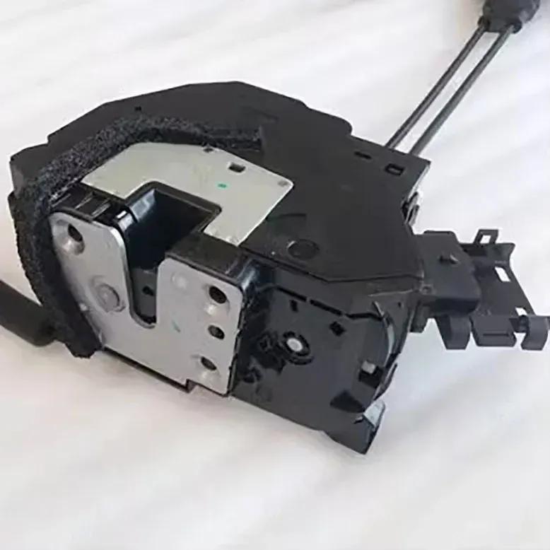 New Genuine Front / Rear Door Lock Latch Mechanism Motor Actuator 805030013R 805020013R 825030010R For Renault Fluence 2010-2013
