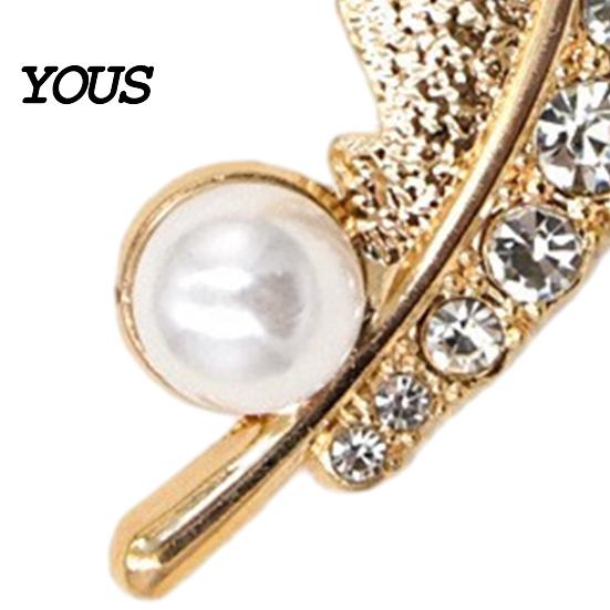 Electroplated Brooch Faux Pearl Rhinestone Feather Brooch, Men Women Lapel Pin, Elegant Pin Sweater Cardigan Coat Business Suit Clothing Jewelry