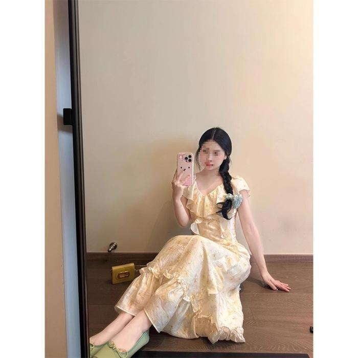 Summer French Gentle Wind Fungus Edge Floral V-neck Bag Sleeve Dress Temperament Waist A Word Long Dress Women's Clothing