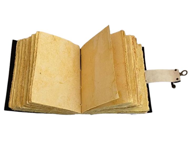 Raven Leather Journal 5×7” | Handmade Deckle-Edge Paper Diary 200 Pages | Gothic Crow Notebook | Vintage Lock Diary