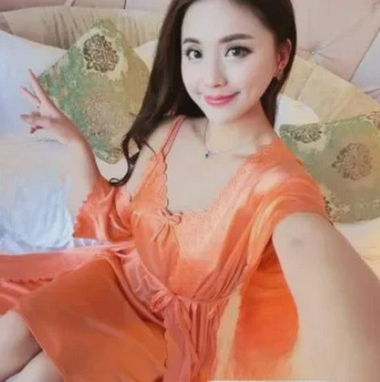 Pyjama-Set aus Eisseide und Spitze in Übergröße – Sexy, lockeres Sommernachthemd 