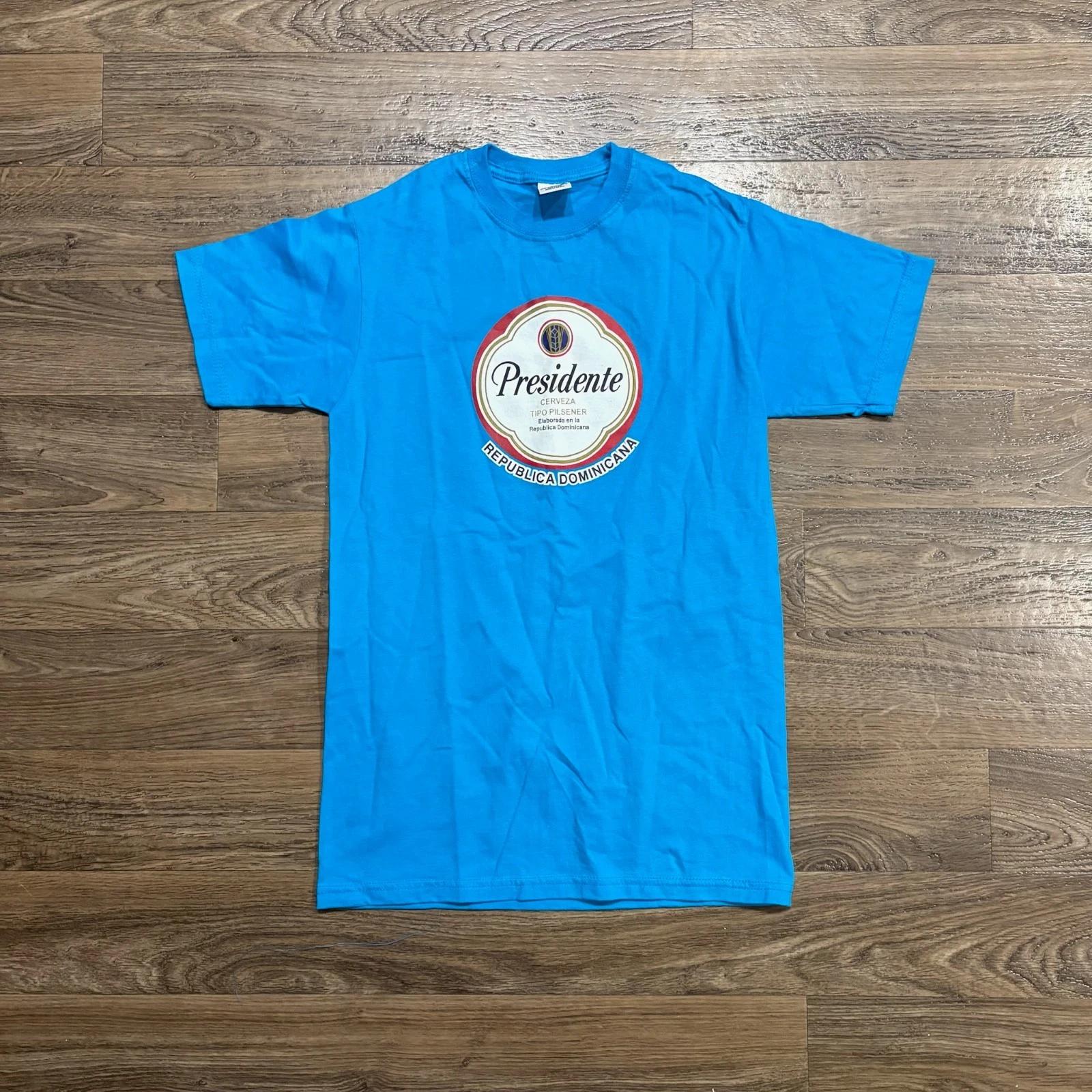 Y2K / Vintage Presidente Beer Blue Graphic T Shirt Republica Dominicana Size S L