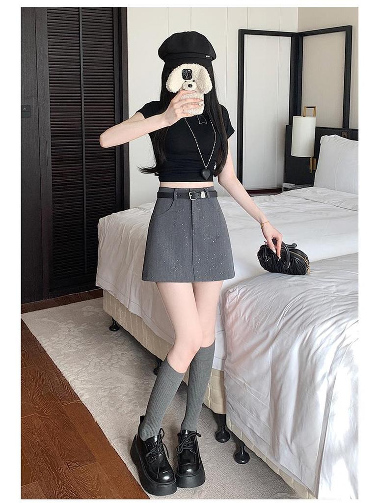 2025 Frühling/Sommer Damen High Waist Grau A-Linien Anzugrock mit schlankmachenden Sicherheits-Shorts