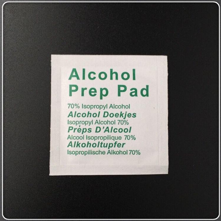 

Спиртовые салфетки и безворсовая ткань для очистки защитных стекол из закаленного стекла