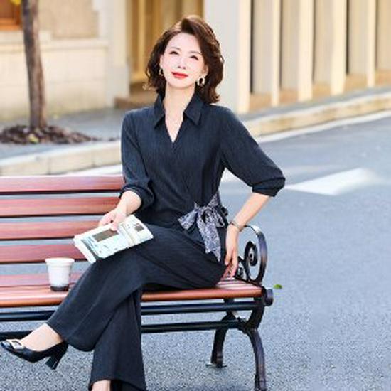

Spring 2026 Fashionable Two-Piece Set for Middle-aged & Elderly Women: Slimming & Stylish 3XL