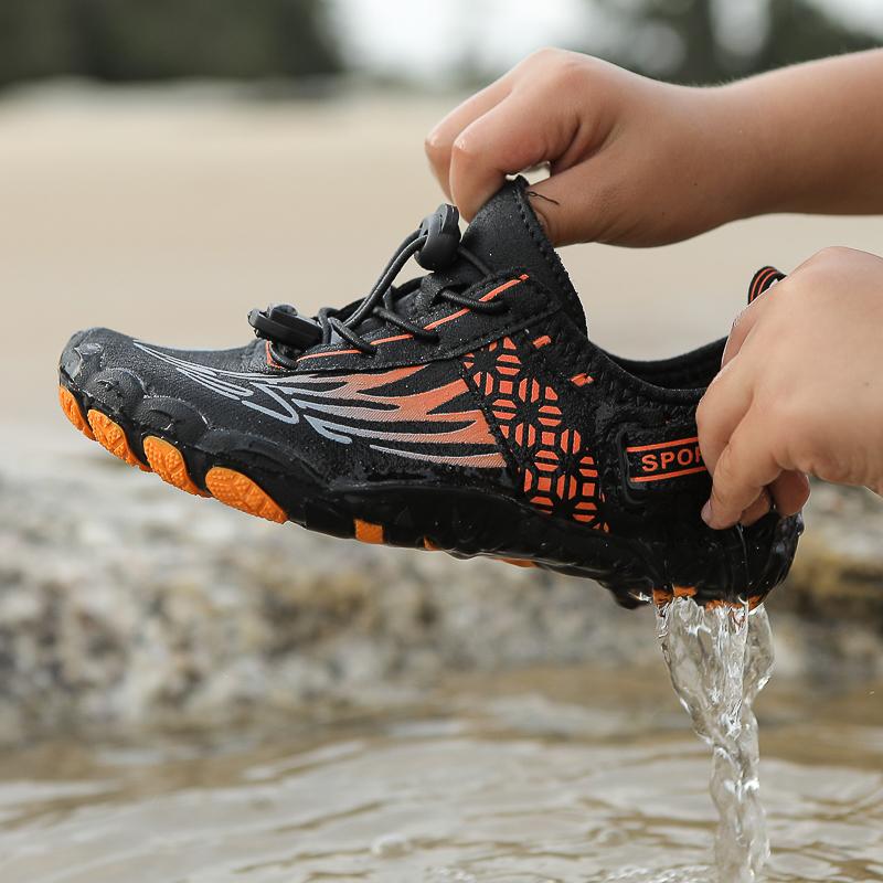 Barn Vann Sko Barn Aqua Sko Drenering Strand Sports Sandaler Hurtigtørkende Svøm barbeint Vade Båtliv Dykking Surfing joggesko