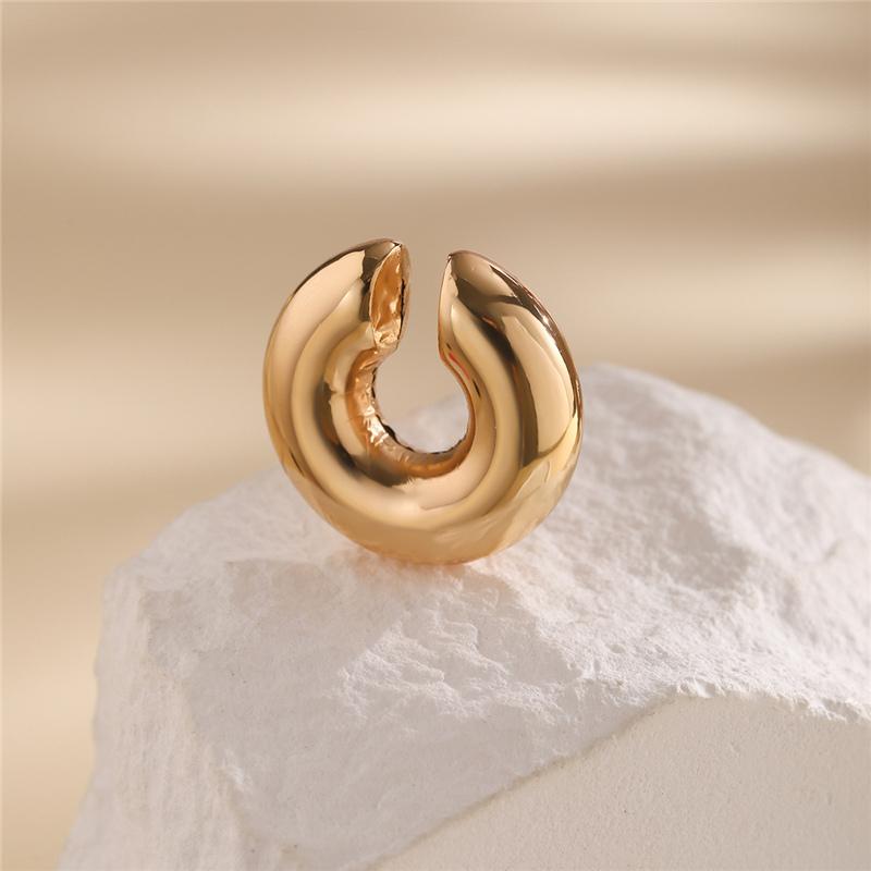 Lot de 3 Boucles d'Oreilles Clip Oreille Zirconium Croix Irrégulière Pour Femmes Mode Géométrie Simple Manchette d'Oreille Sans Trou Bijoux de Fête Cadeau de Noël