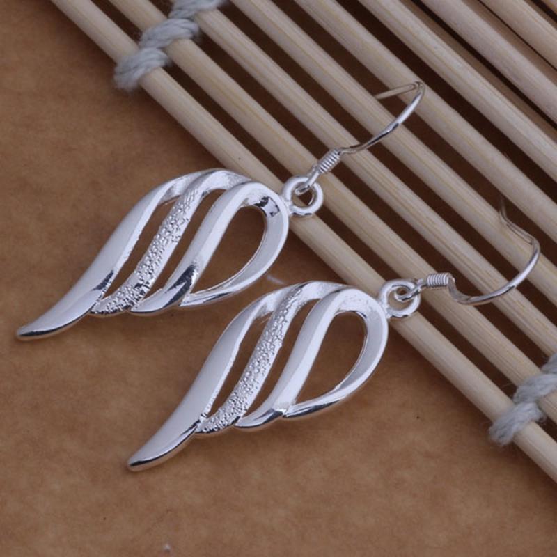 New 925 Sterling Silver Earrings Hot Hearts For Women Exquisite Student Girlfriend Jewelry Accessories Wedding Fashion Gift