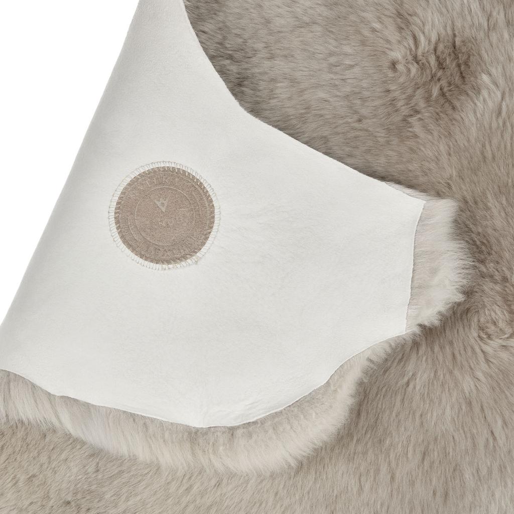 Taupe sheepskin 100-110cm size 100-110cm