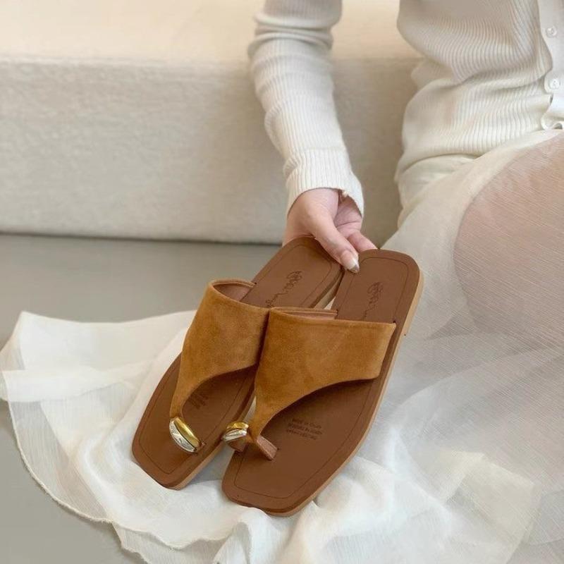 

Fashion New Style Fashion Brand Women Slipper Designer Clip Toe Flip Flops Casual Beach Shoes Woman Summer Trend Home Slides Dress Sand 35