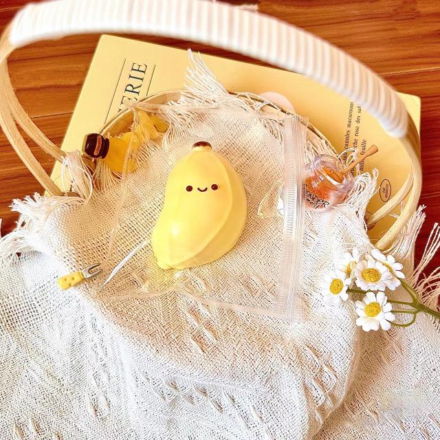 Douyin Mini Banana Decompression Toy: Children's Surprise Squeeze Pendant