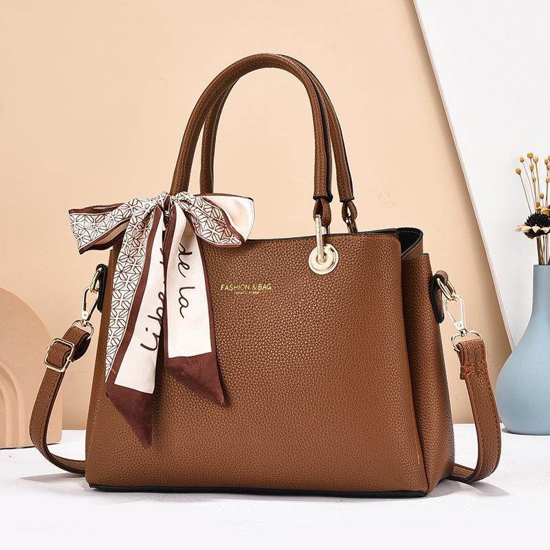 Handbag Middle-aged women's bag One shoulder messenger bag Silk scarf accessories Versatile and dignified