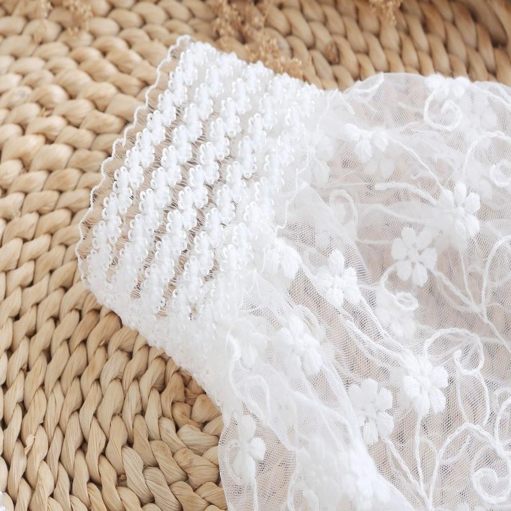 1 Pair Lace Material Lace Cuffs White Color Ruffled Wristband Detachable Cuffs Photoshoot