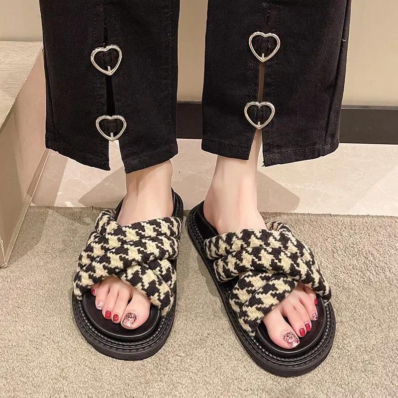Shoes for Women 2024 Platform Outside Sandals Black Summer Thick Slides Rubber Woman Slippers Height Non Slip On Promotion 39 W