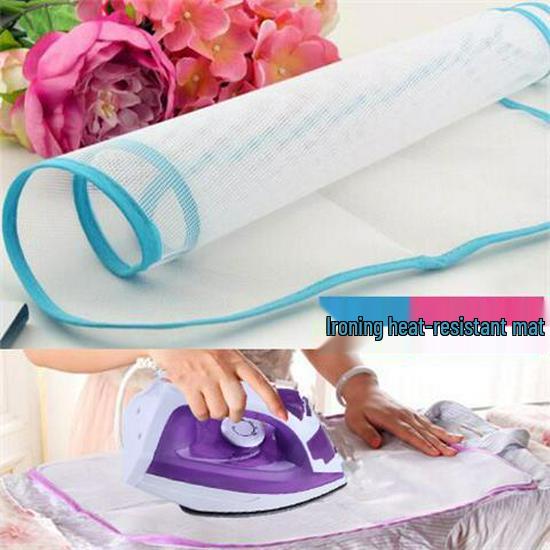 Handheld Mini Steam and Dry Iron for Clothes – Dual-Use Electric Ironing Machine