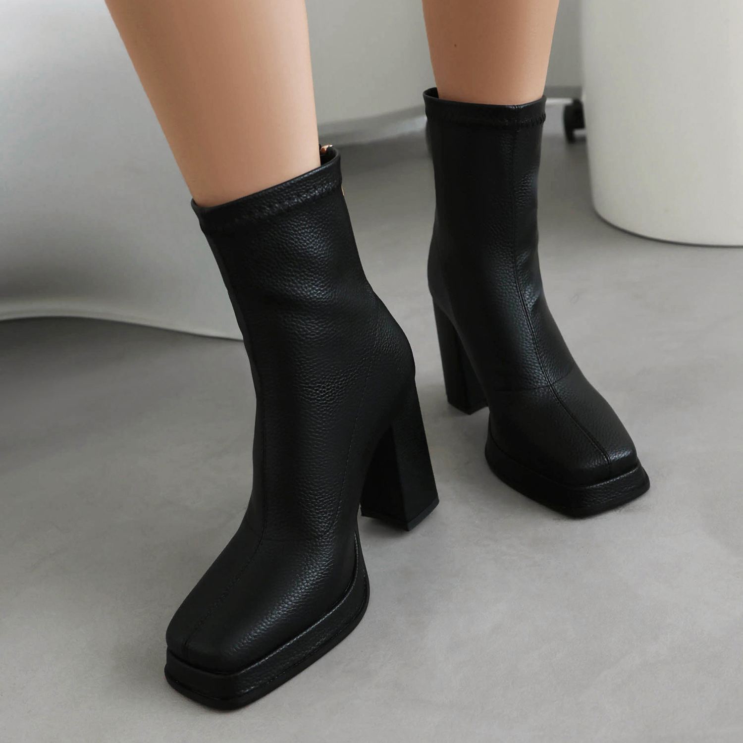 lenkisen ПУ Осенне-зимняя обувь Экстремально высокие каблуки Ботинки на платформе Сохраняют тепло Сексуальные ботильоны для вечеринок 34 чёрный 5775₽