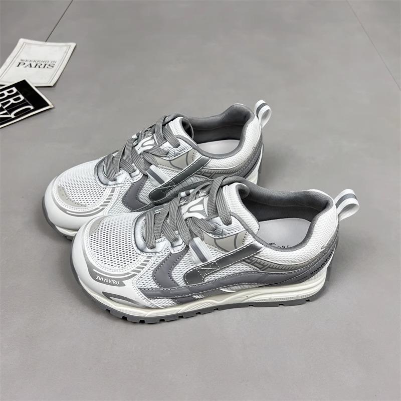 

Европейские прозрачные кроссовки на толстой подошве, сетчатые, папины, для девочки, лето 2025, новинка, универсальные, с круглым носком, дышащие, для досуга, спортивные, для моральной подготовки, трендовые 40