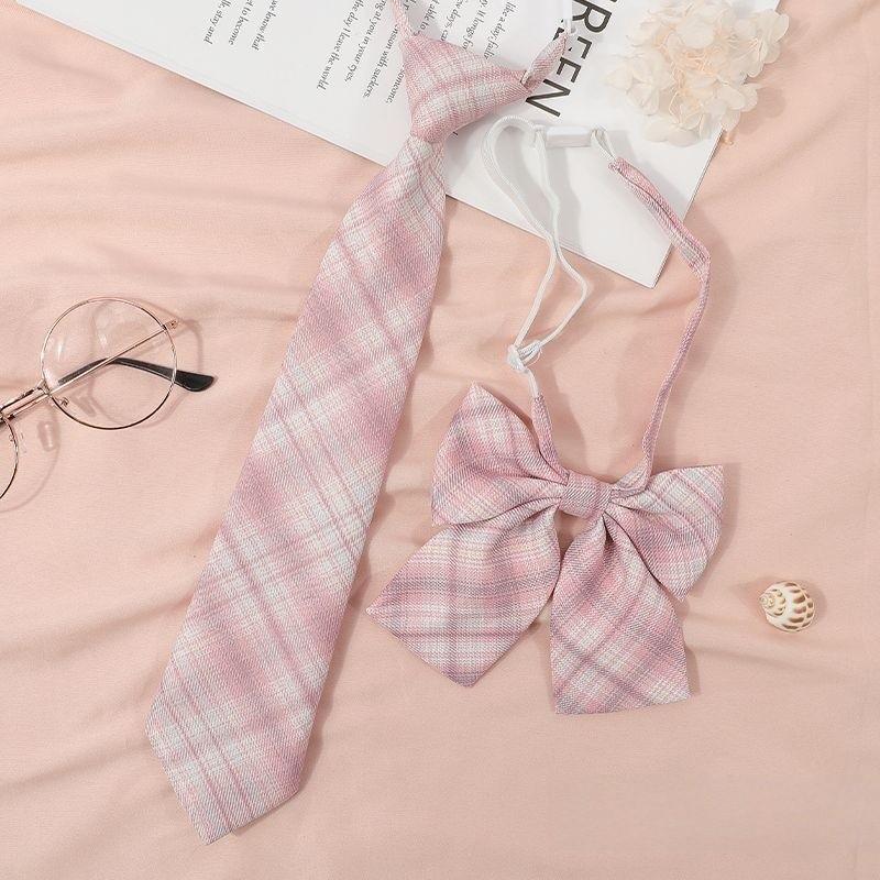 Childrens School Uniform Tie With Gingham Pattern Design For Graduation Photo Shoots