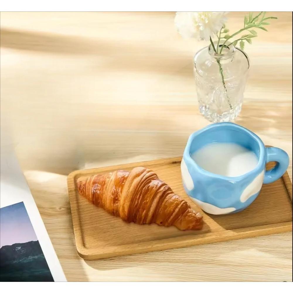 Creative and Fresh Underglaze Color Hand-painted White Cloud Coffee Cup