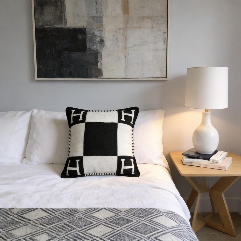Modern H Letter Throw Pillow Cover With Striped Fabric For Home Decor