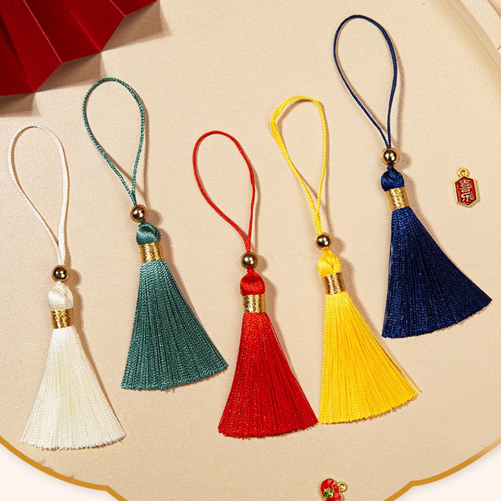 Modische, robuste Quasten aus Perlen in eleganten Designs, lebendige Farben für personalisierte Kreationen und Schmuckzubehör